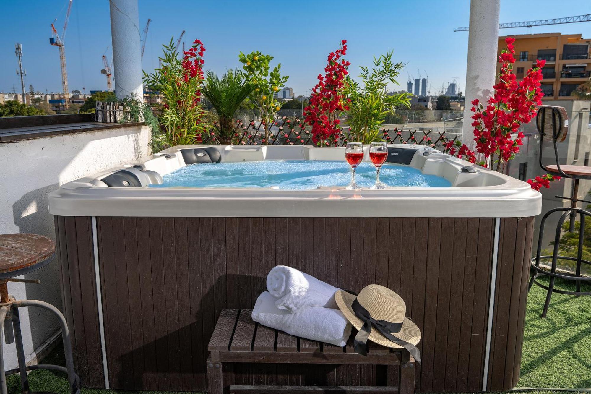 Апартаменты Luxurious Penthouse In Tel Aviv With Pool Экстерьер фото